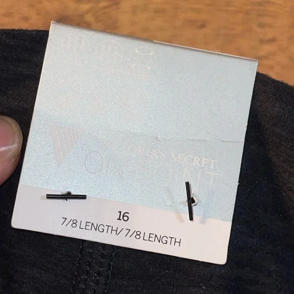 Victoria's Secret On Point Athletic leggings - Picture 6 of 6